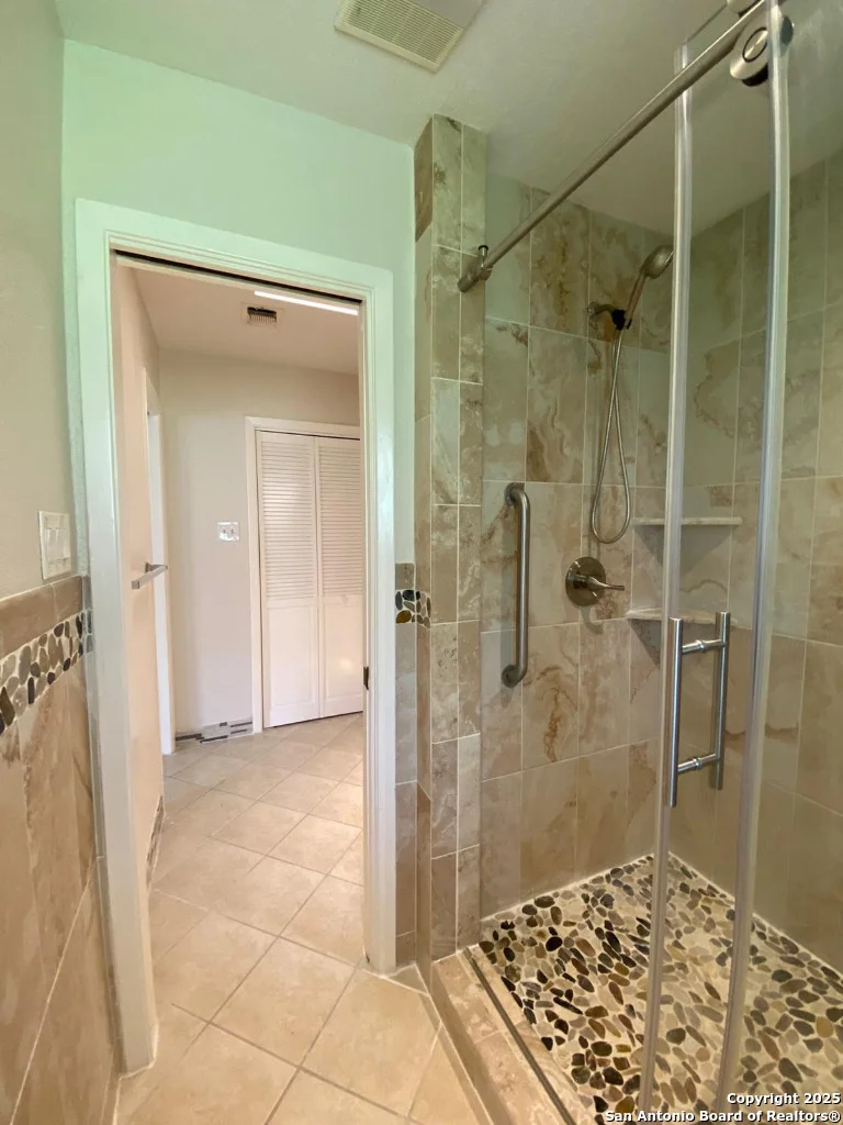 Photo of 749 Windrock
