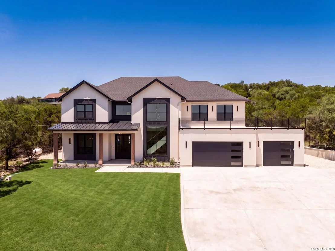 Photo of 9007 FOX BRIAR LN