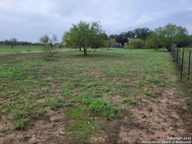 Photo of 227 Deaf Smith Rd