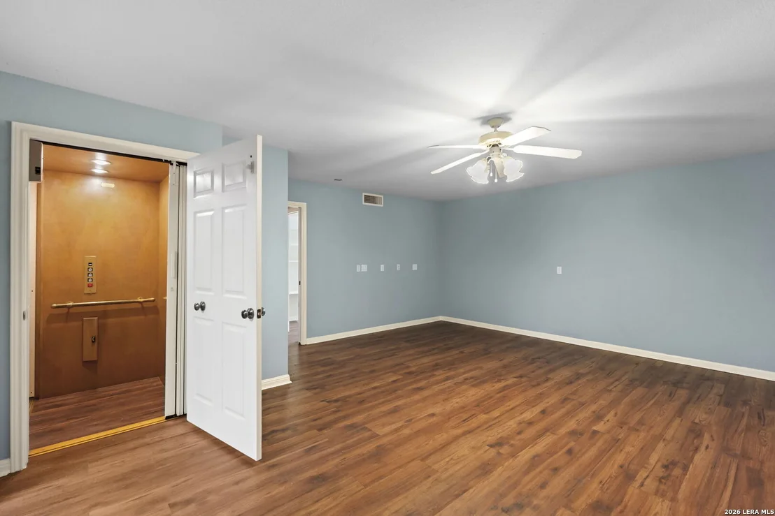 Photo of 85 Mission