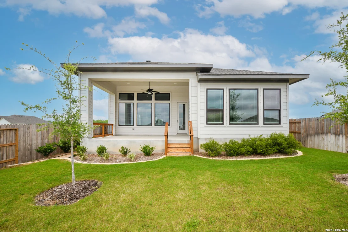 Photo of 972 Nolte Bend