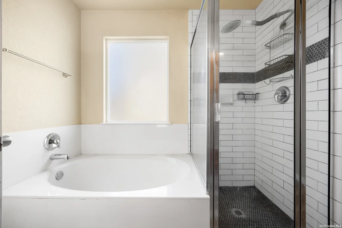 Photo of 2116 Sinclair