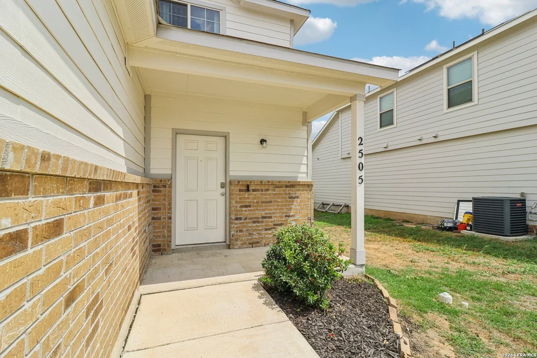 Photo of 2505 DINO DR