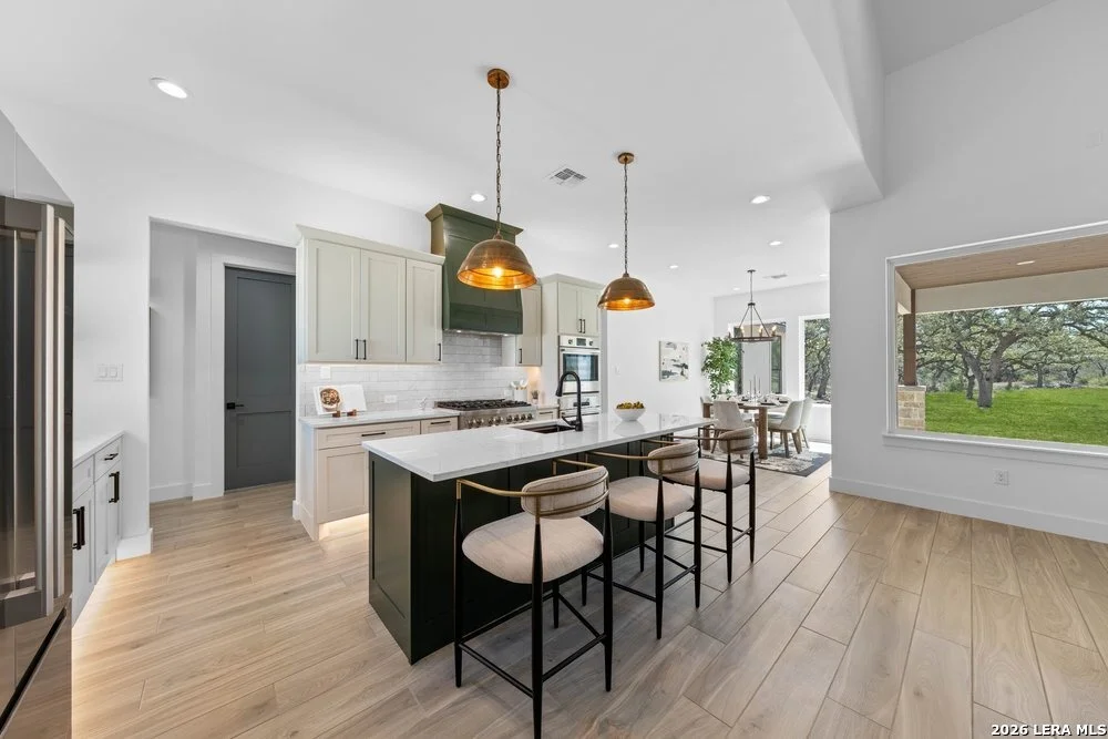 Photo of 877 Annabelle Ave