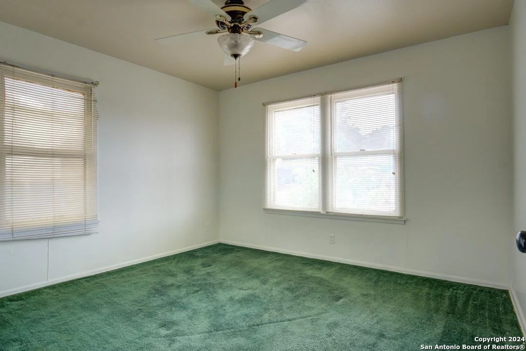 Photo of 375 Nash Blvd