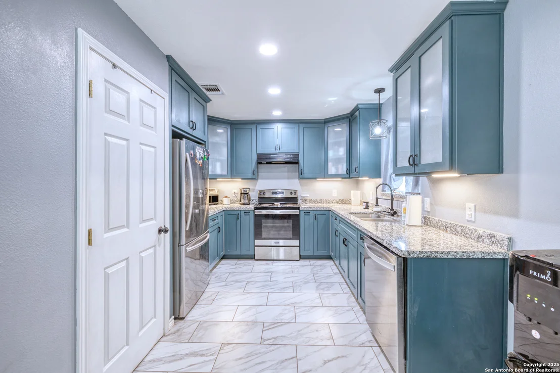Photo of 637 ROACH ST