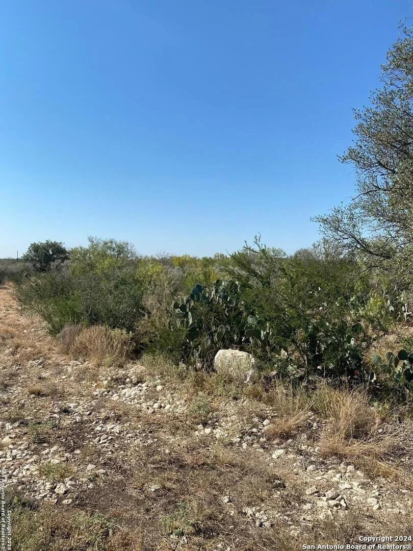 Photo of 249 LEGEND HILLS RD