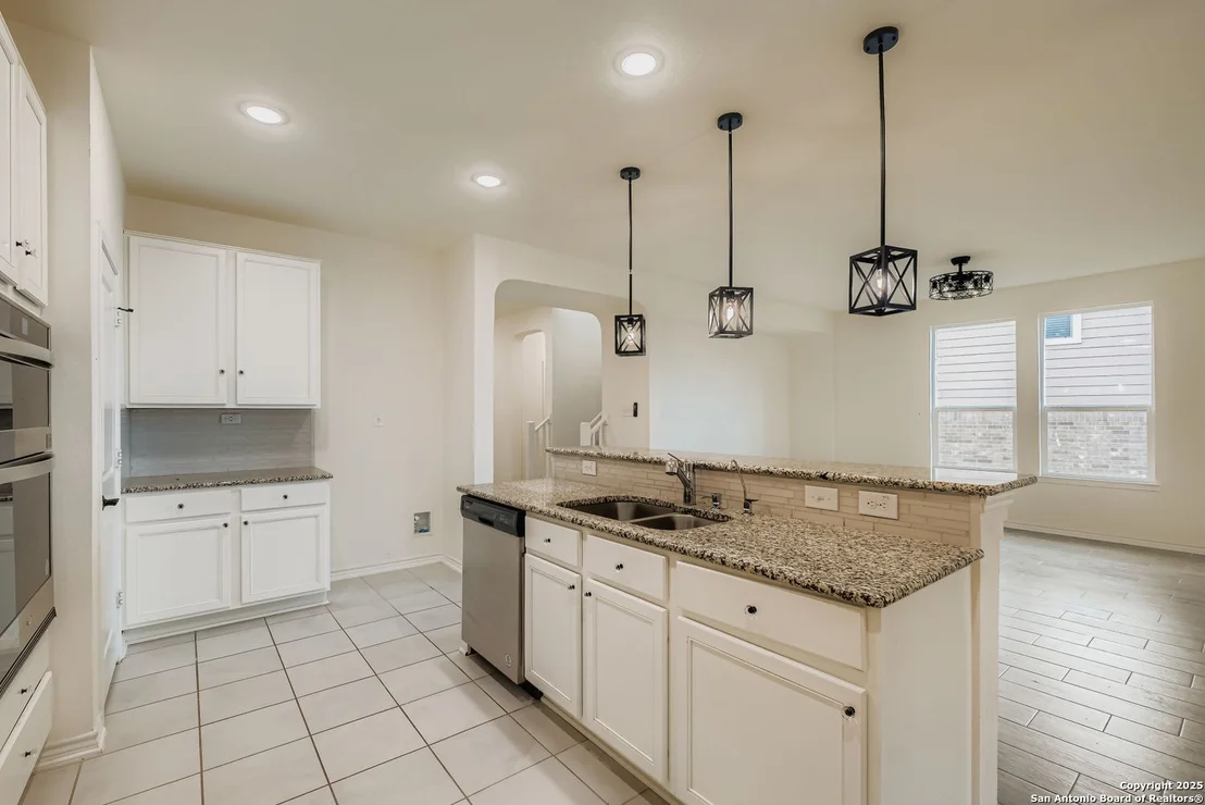 Photo of 15323 Danae Bend