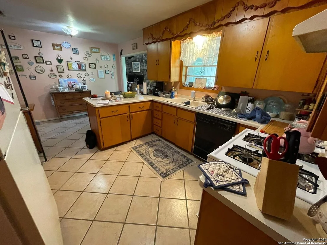 Photo of 117 LAUREL WAY