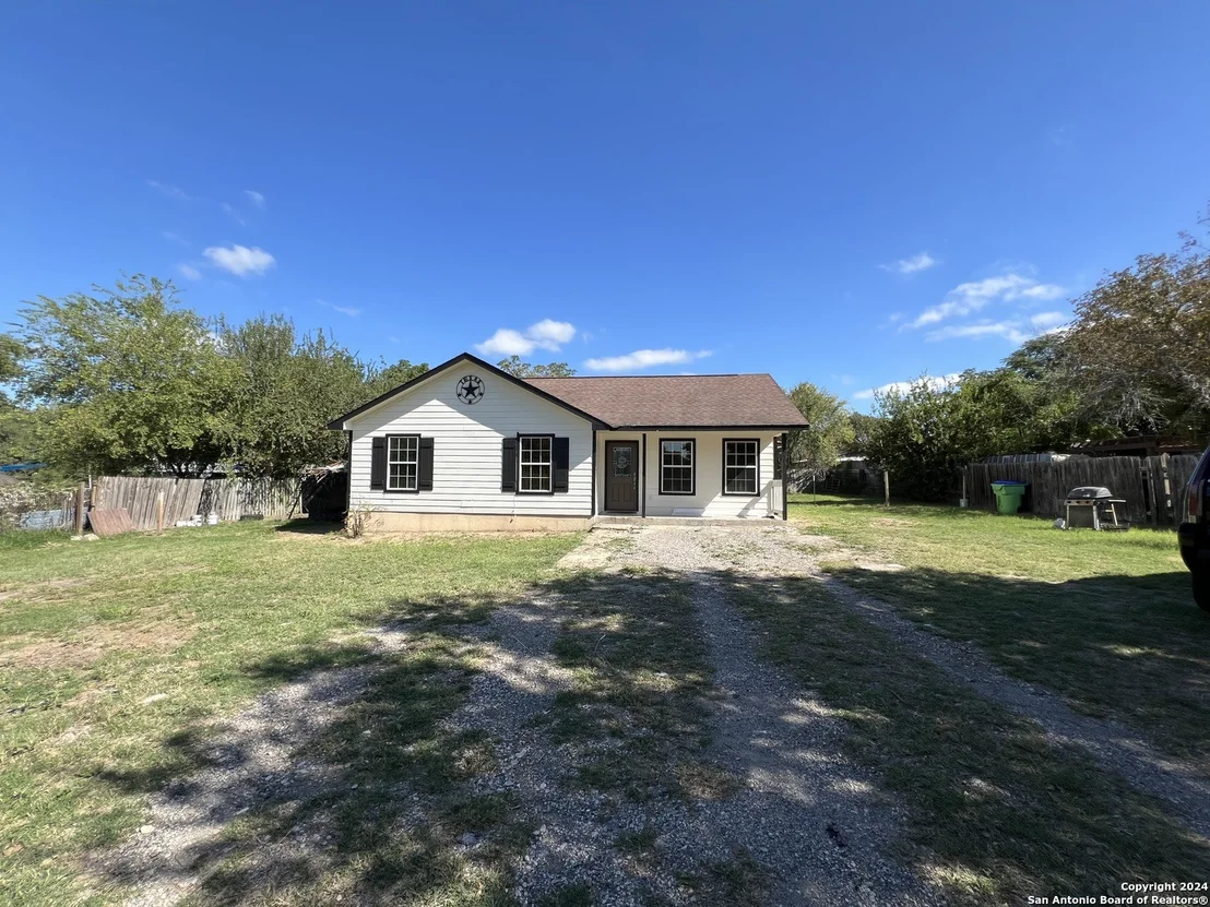 Photo of 430 WAXWING DR