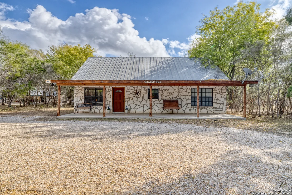 Photo of 65 COMMANCHE CREEK RD