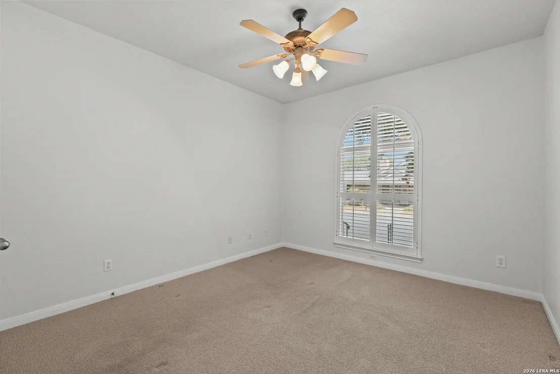 Photo of 6119 CRESCENT FLS