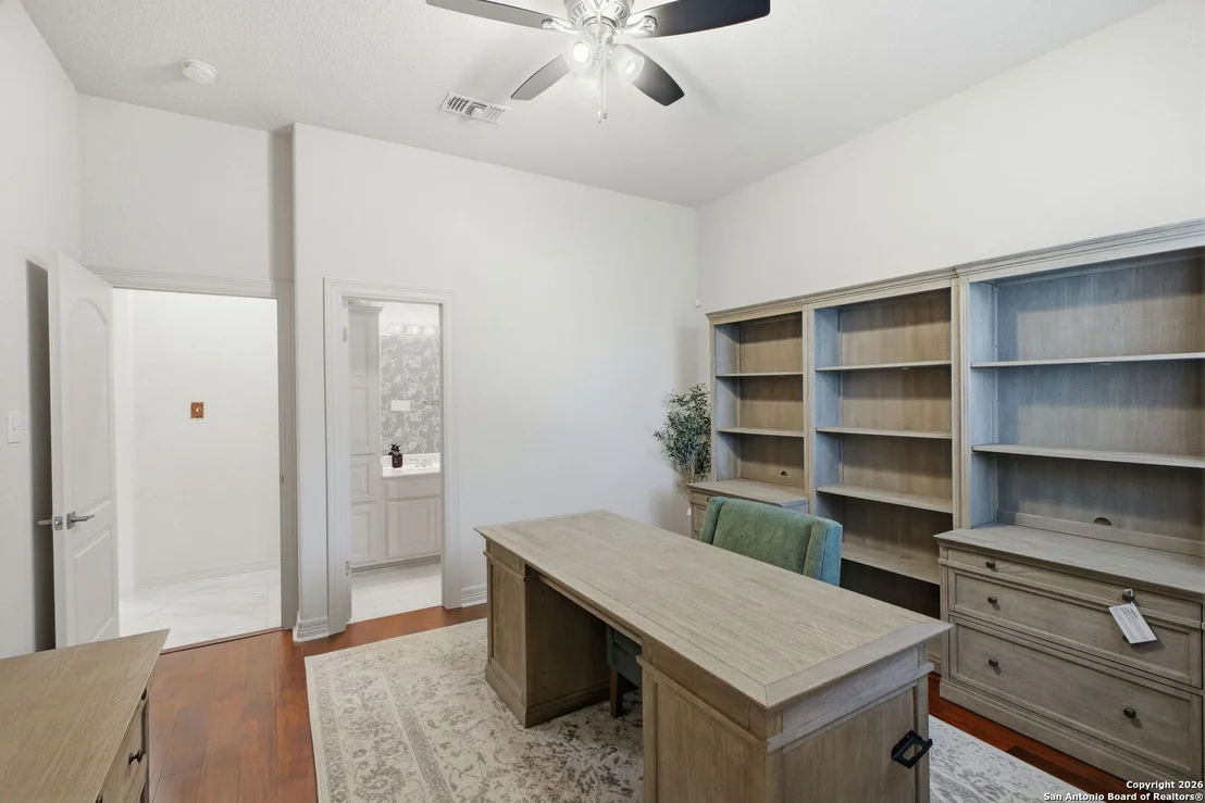 Photo of 9610 Trophy Oaks