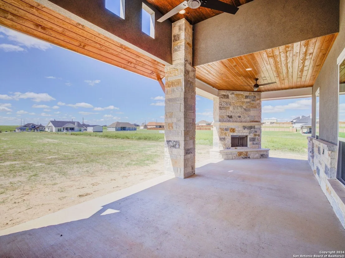 Photo of 1027 CR 319