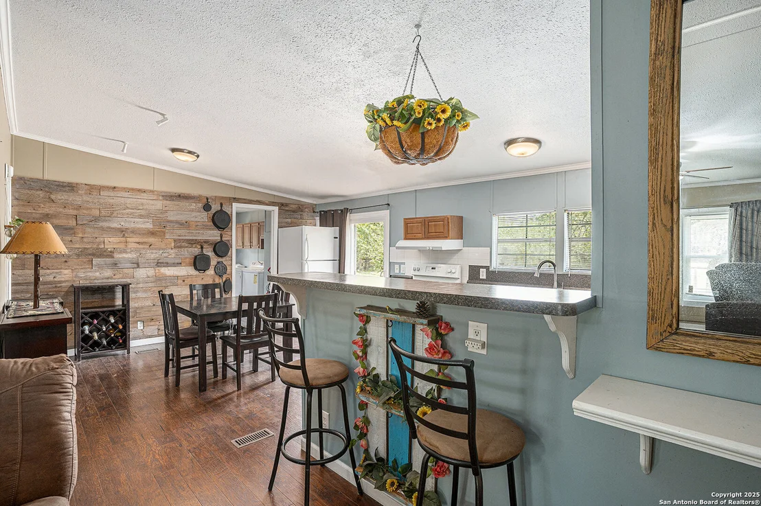 Photo of 1111 Willis Way