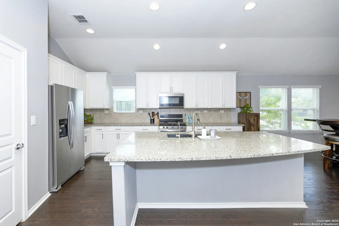Photo of 10604 HIBISCUS COVE