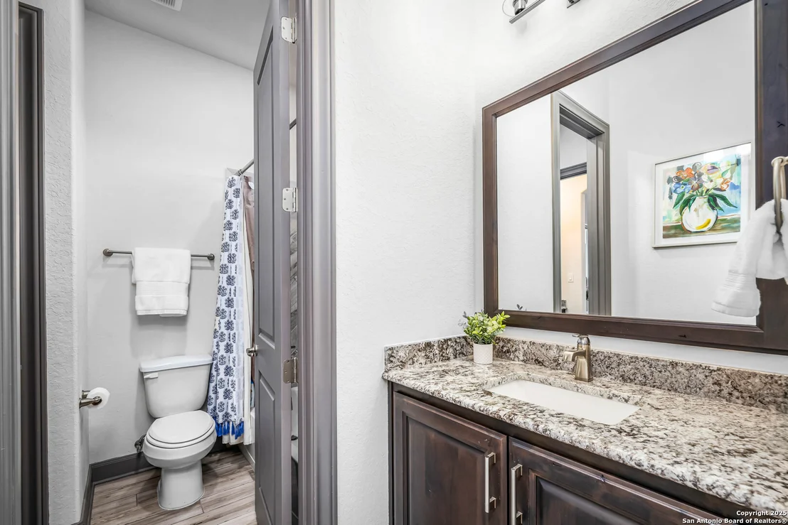 Photo of 2330 Occidente