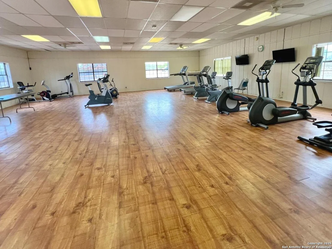 Photo of 433 Fort Clark Rd