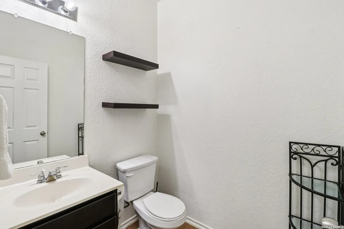 Photo of 7018 Plains