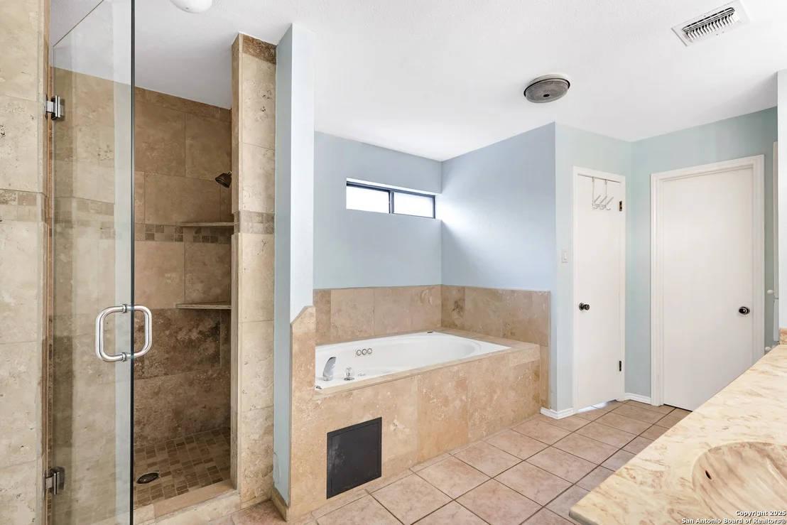 Photo of 13403 Barnsbury Sq