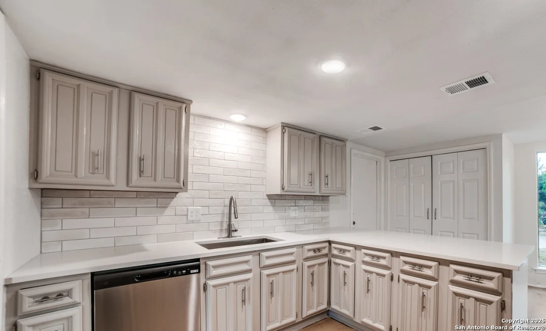 Photo of 3418 Wimbledon Dr.