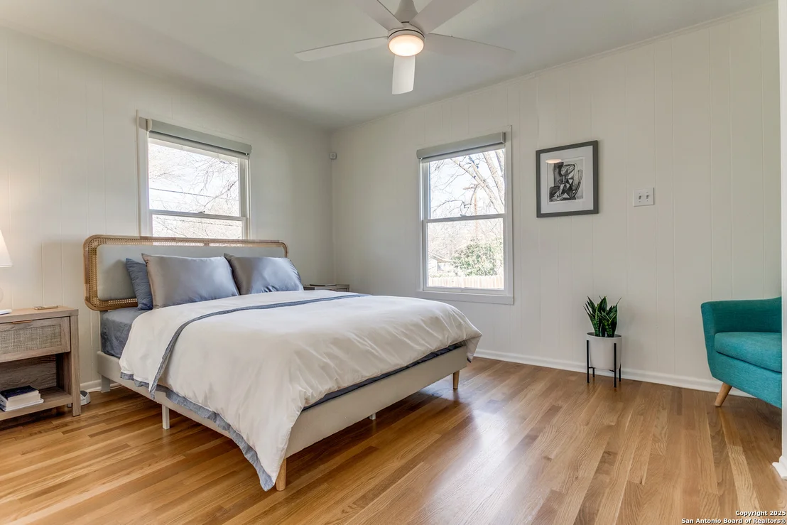 Photo of 447 Harmon