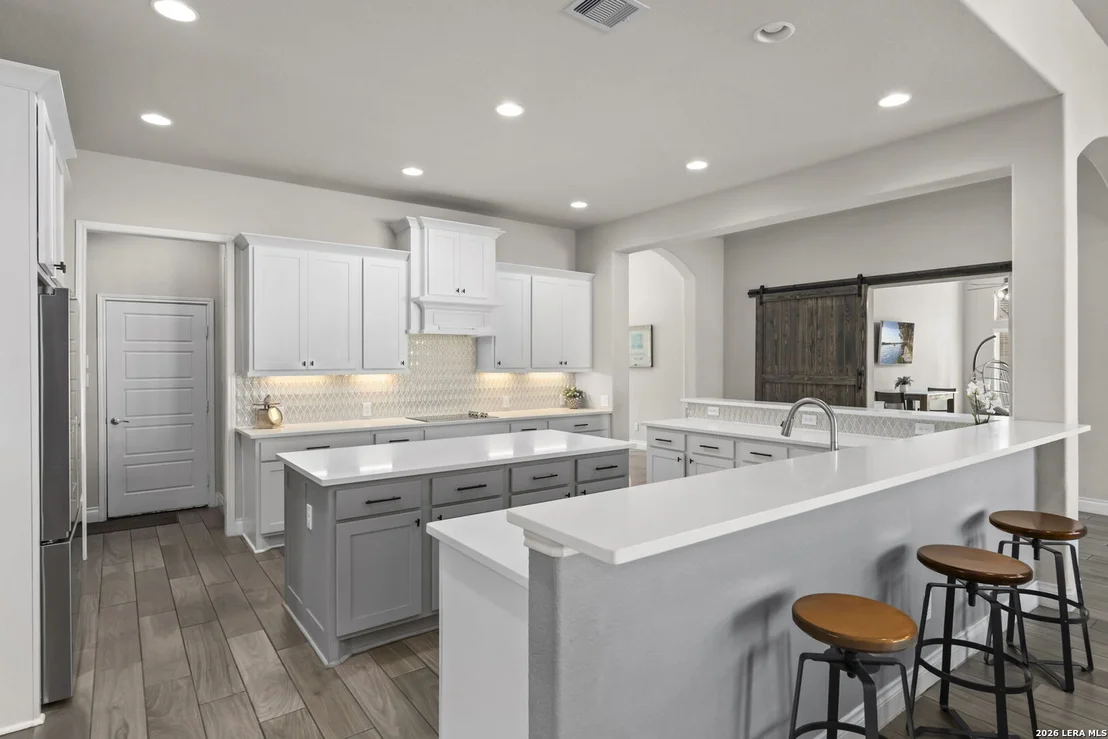 Photo of 30127 Valley Trace