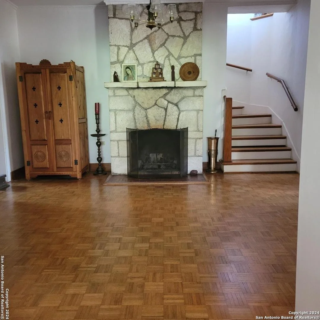 Photo of 24209 SCENIC LOOP RD