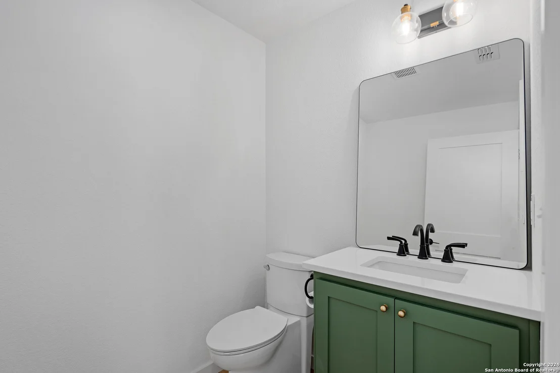 Photo of 1903 Danielle Dr