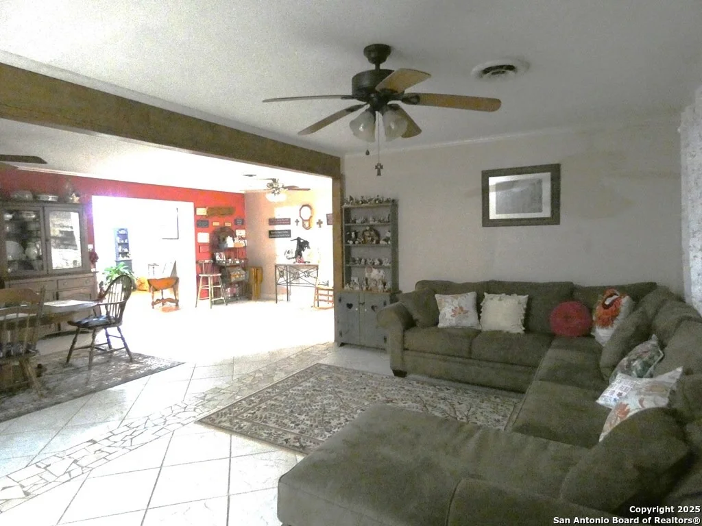 Photo of 1402 Las Palmas