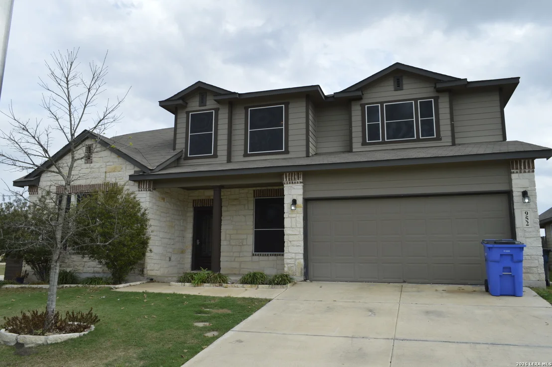 Photo of 952 Cypress
