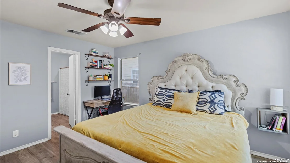 Photo of 640 CHEROKEE BLVD