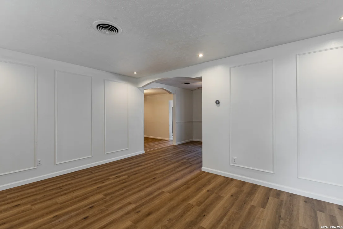 Photo of 2347 Edna Dr