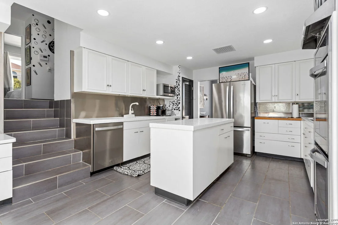 Photo of 4114 Willowbrook