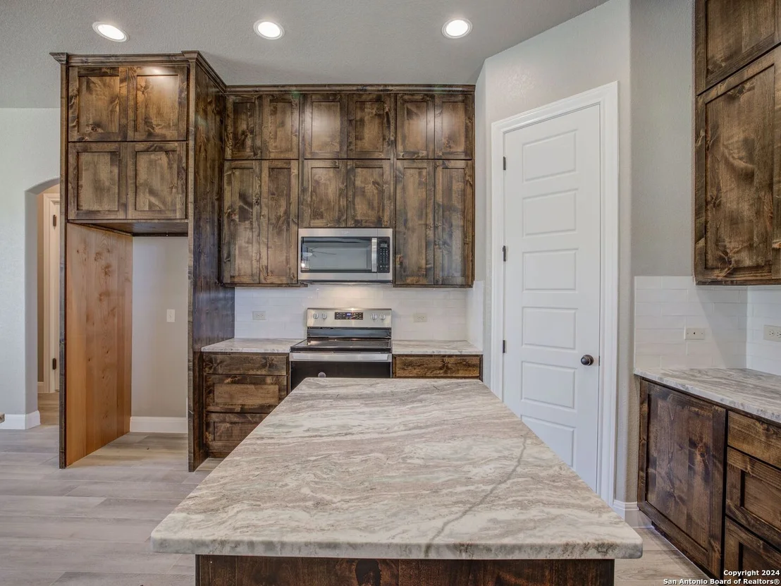 Photo of 1027 CR 319
