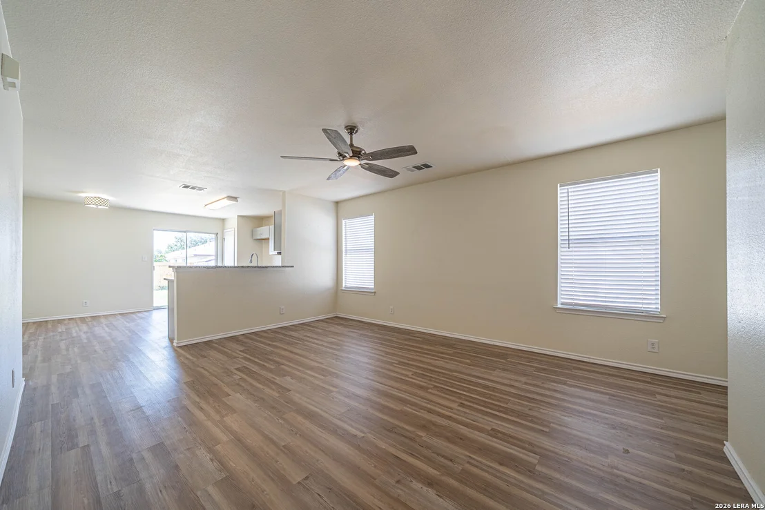 Photo of 8414 Whitebrush