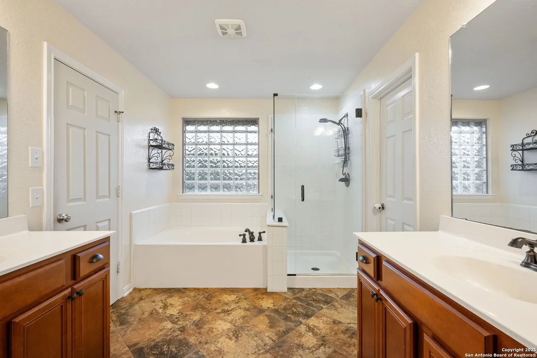 Photo of 204 Lone Star