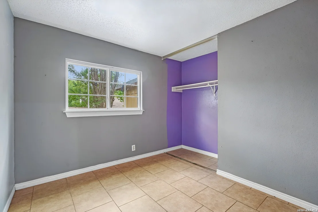 Photo of 10055 Amber Field