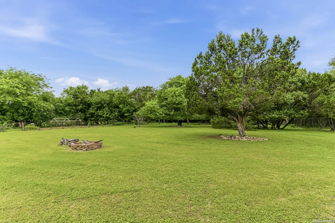 Photo of 8433 Oak Thicket