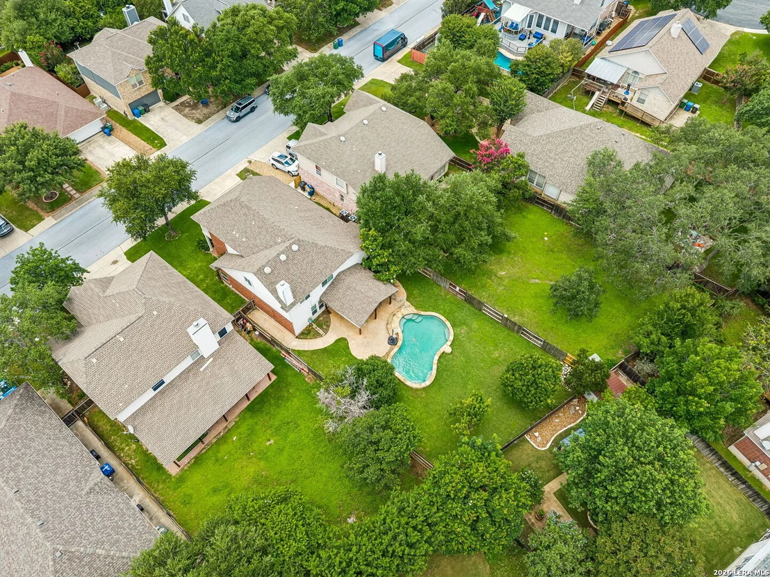 Photo of 24910 Crescent Run