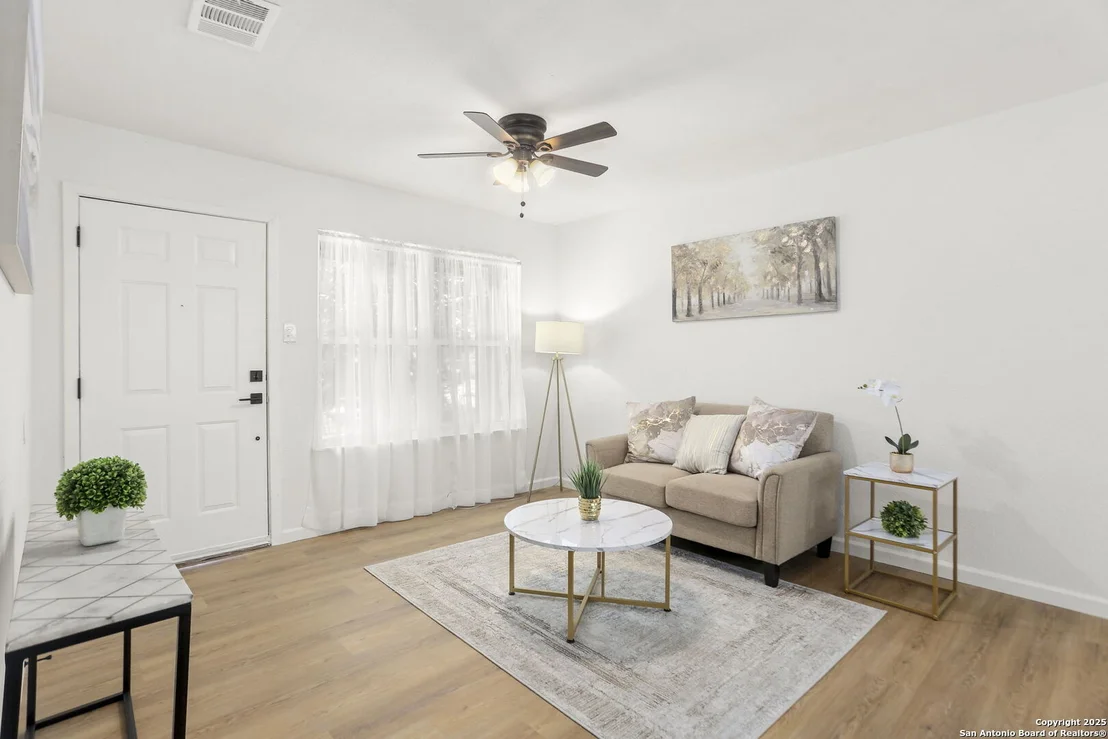 Photo of 430 Groff