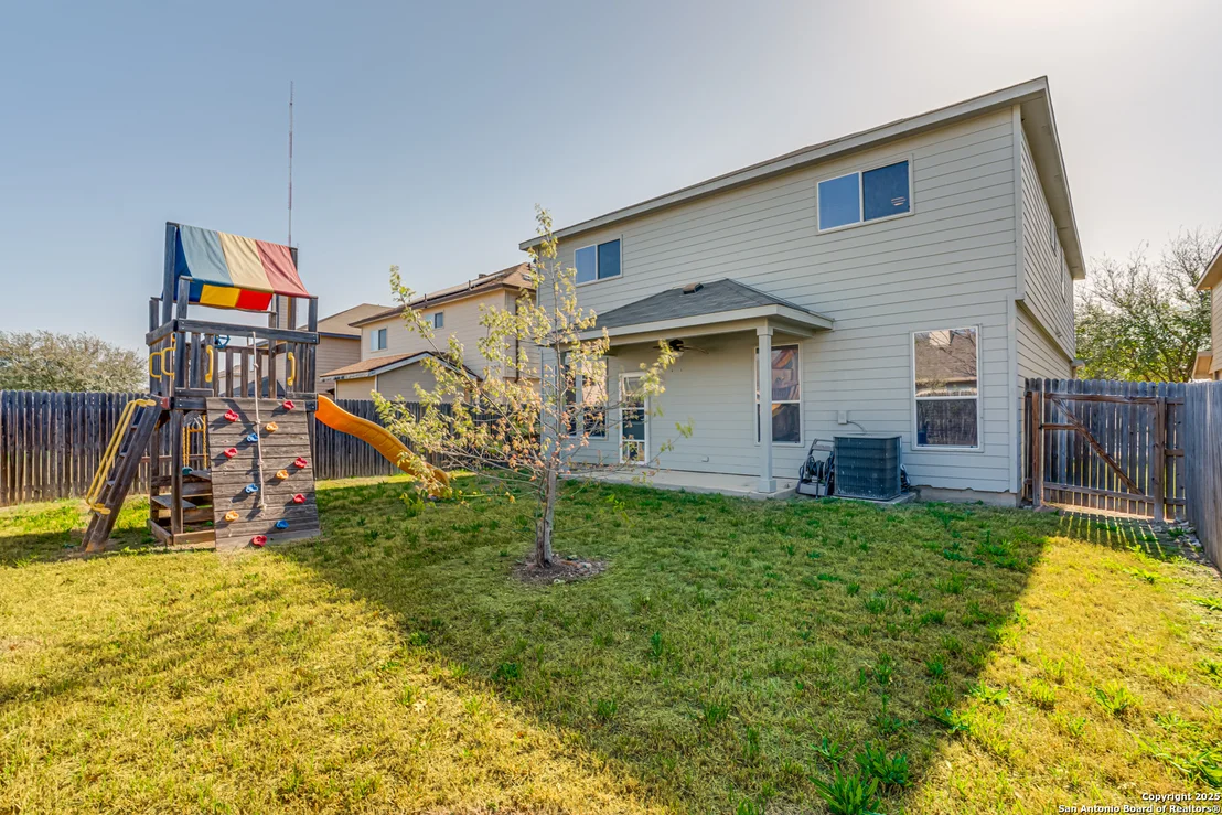 Photo of 8507 Silver Willow