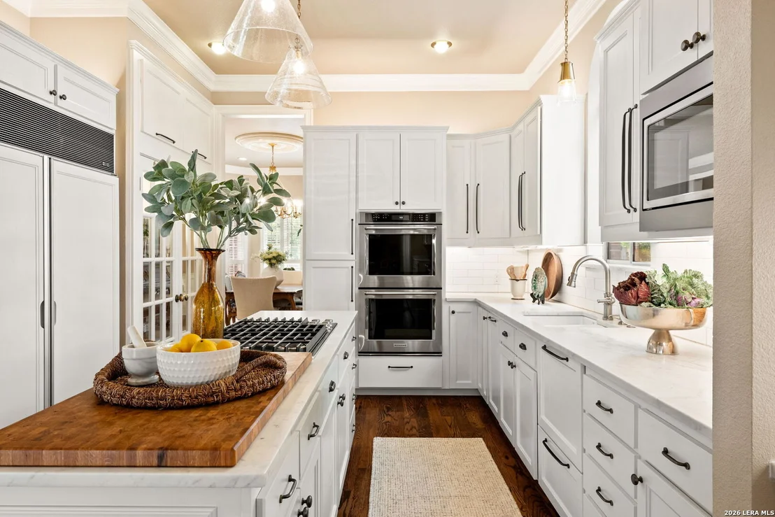 Photo of 2 CHATSWORTH WAY