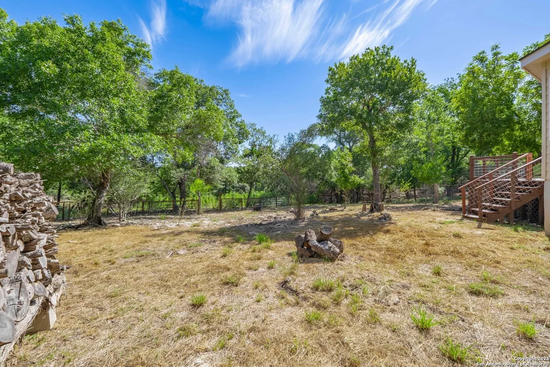 Photo of 202 Roaring Creek Dr