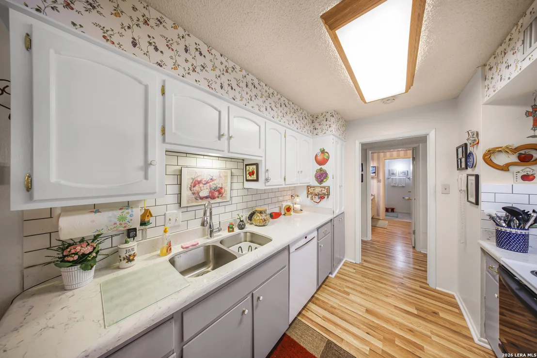 Photo of Unit 49G at 8915 Datapoint Dr.