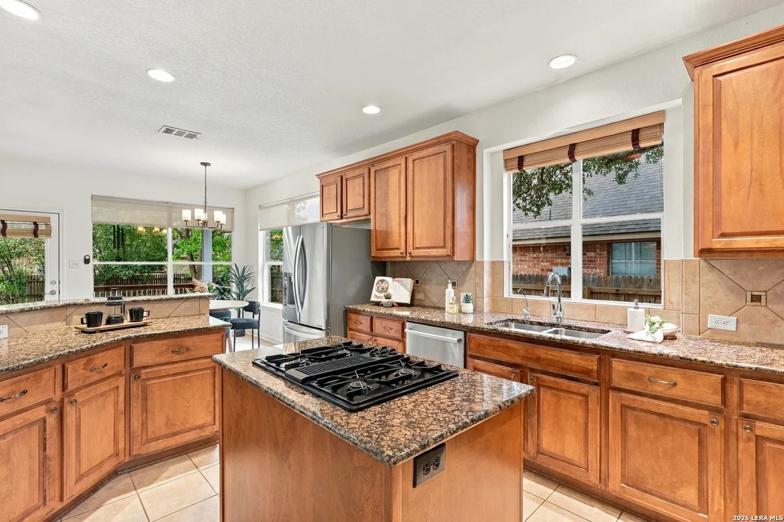 Photo of 18619 Rogers Pl