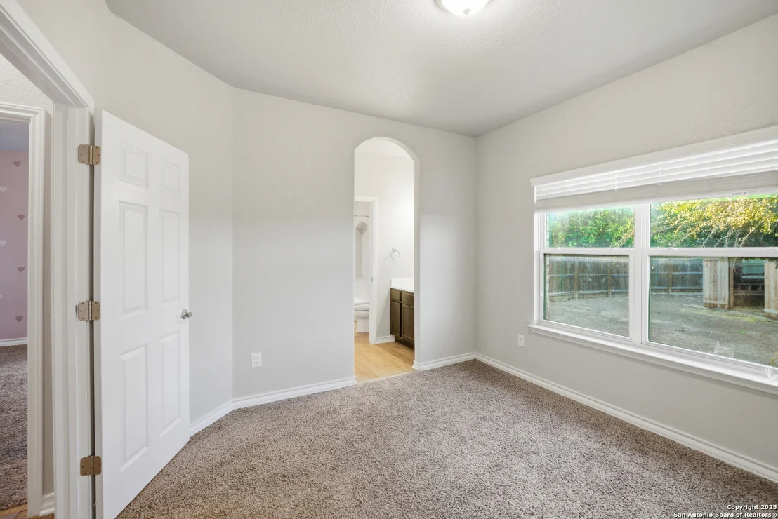 Photo of 9502 Bricewood Tree