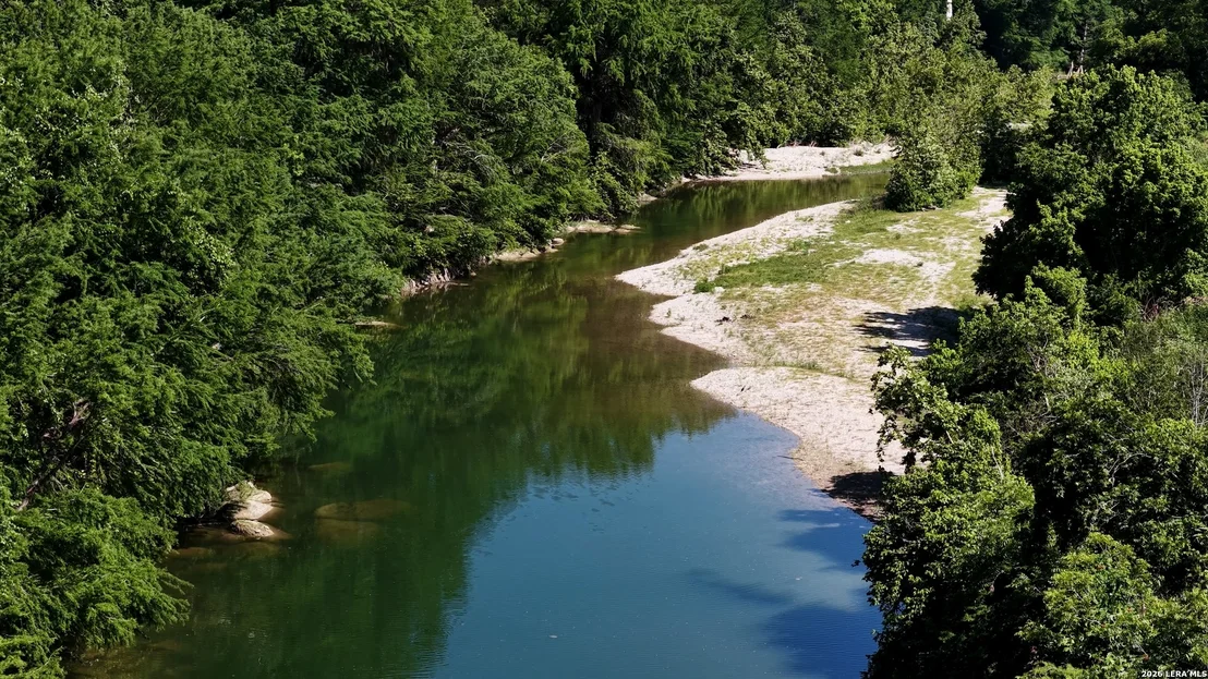 Photo of 682 Winding River Ln