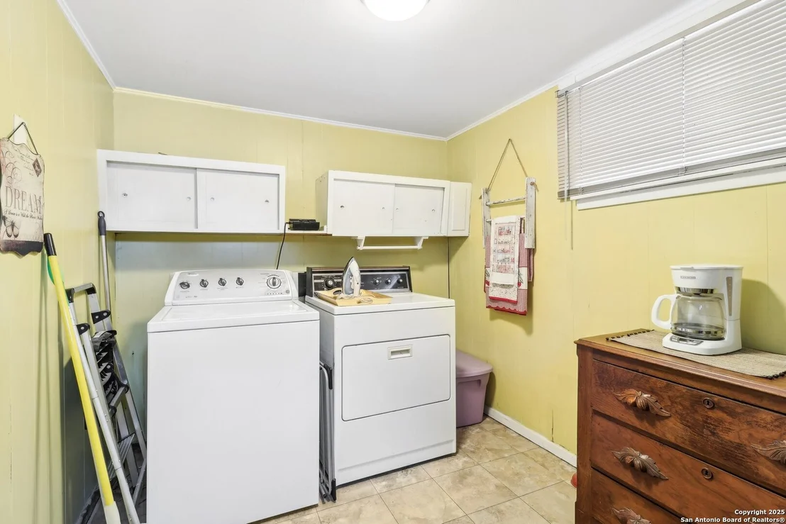 Photo of 2319 RAMONA