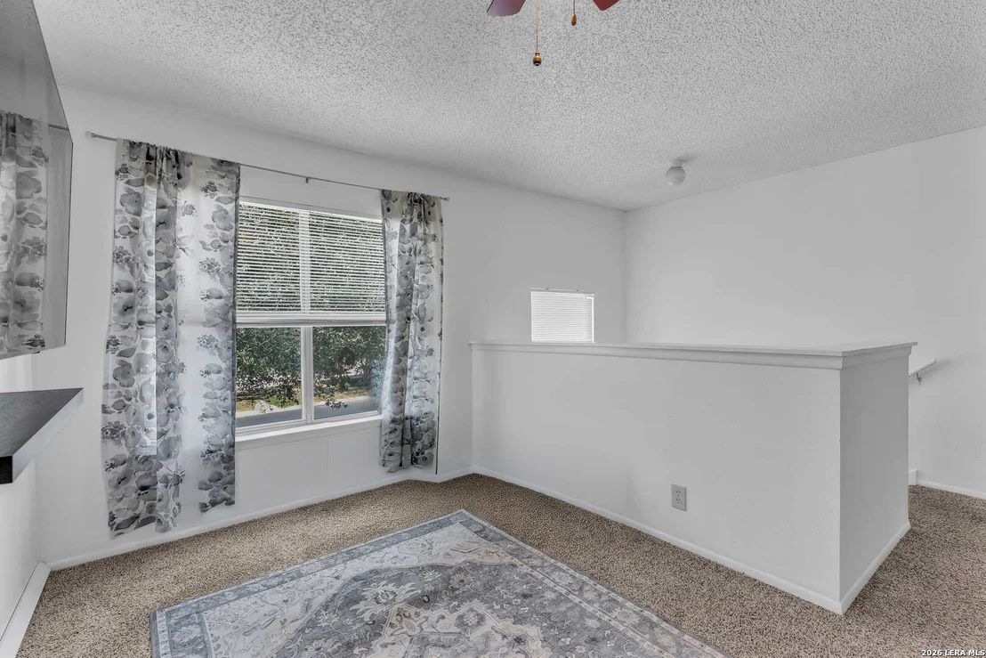 Photo of 8218 Laurel Bnd